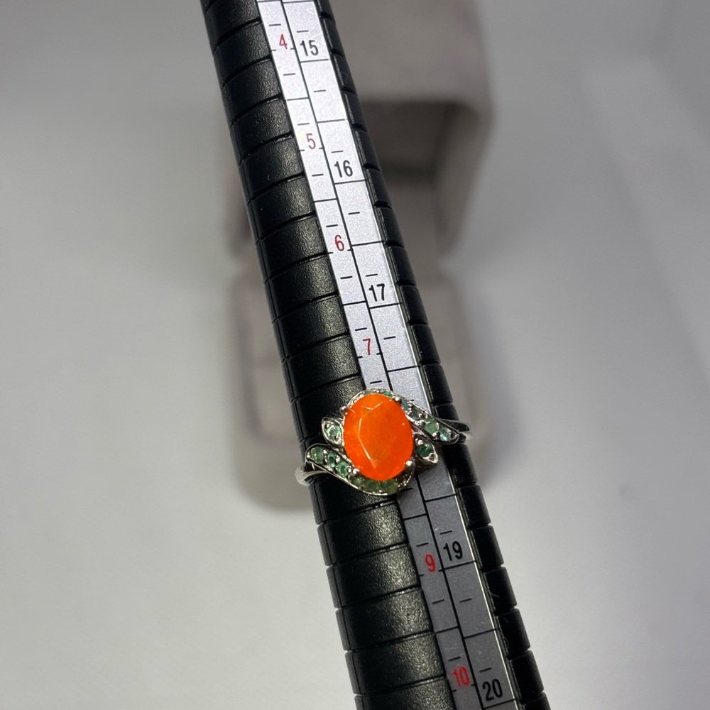 925 Sterling Silver Orange Opal & Emerald Ring, size 8 - Picture 7 of 10